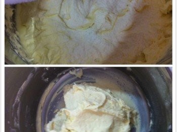 step2: 然後篩入低筋麵粉和可可粉，用橡皮刮，刮拌均勻。裝入擠花袋