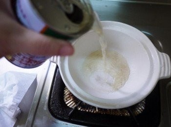 step2: 牛奶鍋的湯頭比例為~高湯1:牛奶2:煉奶:1大匙(或依個人喜好)