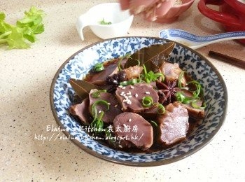 step14: 最後放上蔥絲及灑上白芝麻即可