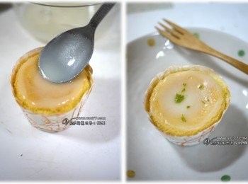 step3: 4 接著就可以淋在蛋糕上頭了，最後再灑上檸檬皮削即可