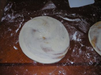 step5: 扭轉壓平後，擀薄