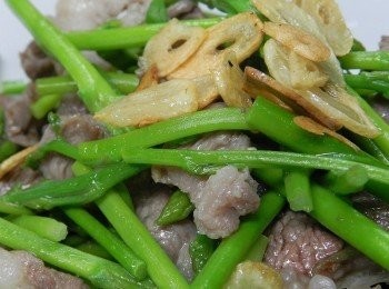 step6: 洋風的蘆筍花炒羊肉，別有一番風味~