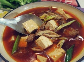 step9: 依喜好加入豆腐.腸旺