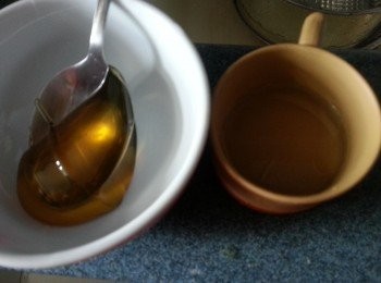 step2: 麥芽糖用米醋浸軟