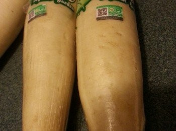 step1: 選用有機蘿蔔約1條半