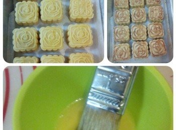 step12: 印出一個個月餅排好在焗盤，入爐焗4分鐘，掃蛋漿，再入爐焗4分鐘，再掃蛋漿，入爐3分鐘就完成了，如果覺得不夠色，可取出月餅時用風扇吹涼月餅，焗爐就只調200度上火2分鐘，再放回月餅焗至上色
