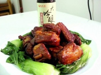 step5: 起鍋~若喜歡吃軟嫩的請是先蒸過再放少許油煎過 喜歡吃有嚼勁的就直接上菜嚕!!