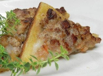 step7: 台東有機Q梅炸時會變得有一點焦焦的，可是吃起來卻是甜甜的好滋味喔