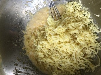 step4: 最后加入番薯蓉及食鹽