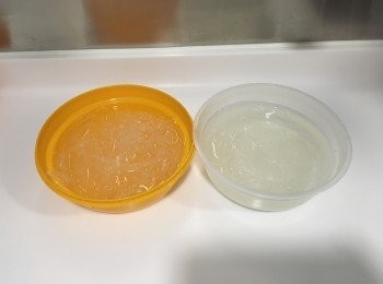 step1: 大菜先浸軟剪碎