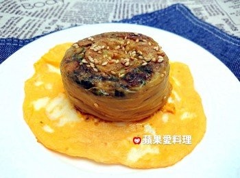 step14: 剩下的蛋液，可拿來做【蝸牛豆皮葱餅加蛋】，也很好吃。