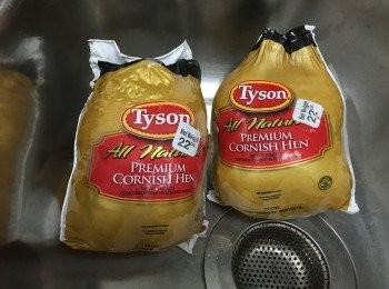 step1: 春雞徹底解凍,     早一晚解凍備用