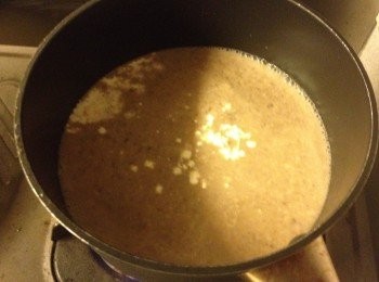 step6: 再將湯放回煲煮稠, 加鹽加忌廉調味