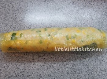 step3: 卷起，100 度蒸約 10 分鐘