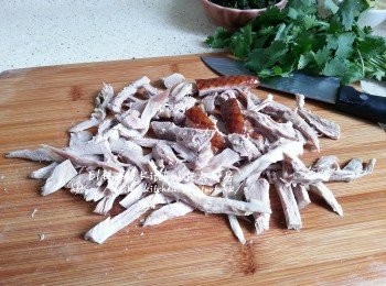step8: 燒鴨撕成絲