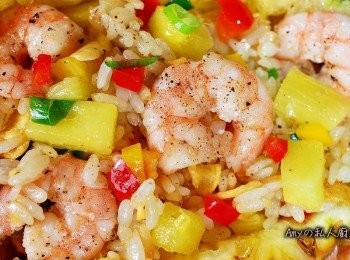 step7: 鳳梨加蝦仁的炒飯超級美味