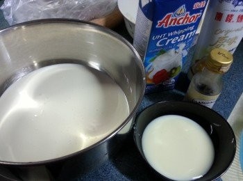 step4: 預備好忌廉餡料材料