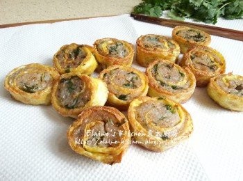 step10: 盛起放在廚紙吸取油份後放上碟即可