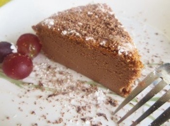 step11: 蛋糕組織細膩，口感鬆軟，蛋糕放進冰箱後吃更佳^_^