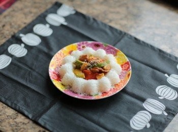 step5: 上碟前可加少許生粉水收汁。