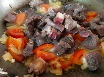 step6: 加入牛腱拌炒