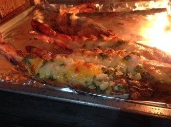 step3: 放入180-200oC的焗爐焗15-20分鐘至芝士溶化及微焦香便可取出享用