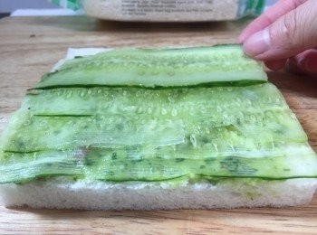 step5: 加上青瓜片。