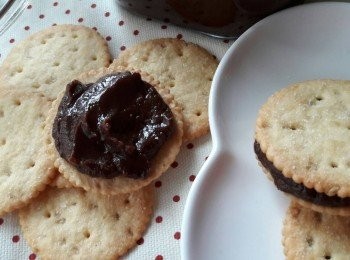 step5: 倒入已用沸水煮過的玻璃瓶中 , 放涼後室溫即可