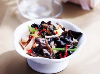 step4: 藕條炒木耳完成