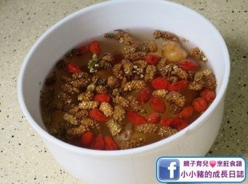 step2: 將所有材料用清水浸洗~