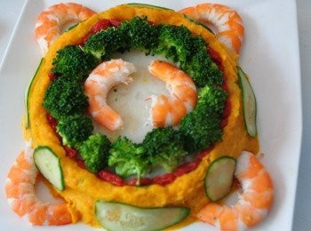 step11: 再將蝦仁擺進圓圈內