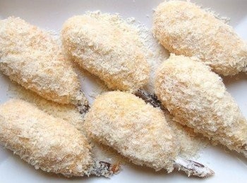 step11: 全部裹好炸衣的可樂餅,先放冰箱冷藏30分鐘定型。