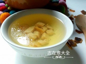 step3: 將肉眼粒及紅蔘片連同水份放入容器內燉1.5小時即可享用