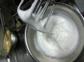 step9: 打到濕性發泡