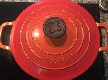 step7: 蓋鍋蓋轉文火煮約10-15分鐘後，關火燜5分鐘。