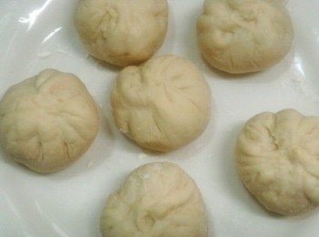 step8: .全部包完後放入蒸籠或鍋子蒸15～20分鐘就完成了