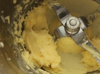 step3: 加入蛋液拌勻