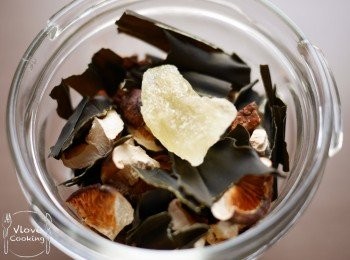 step4: 放涼後全部材料放入機器磨成粉末