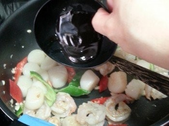 step12: 落蠔油炒勻
