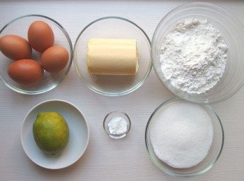 step1: 準備所有材料。 事前準備:奶油/蛋置於室溫回溫。