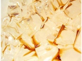 step3: 依個人對於甜的喜好度，適度添加酌量的黑糖漿。