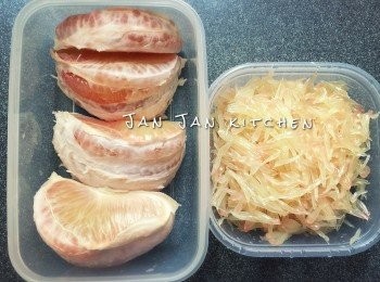 step2: 金柚拆絲備用。