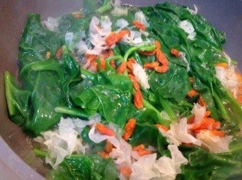 step2: 蓋上鍋蓋2分鐘（中途不可開鍋蓋）