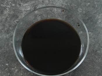 step2: 調好<span class="group_3">鹵水</span>。