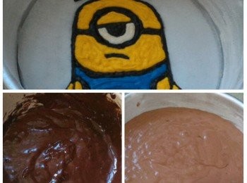 step7: 先舀出小部份的步驟(6)與步驟(5)拌勻後，再倒回步驟(6)內拌勻成朱古力麵糊。把步驟⑶放在蛋糕模底部然後倒入朱古力麵糊，用170℃(已預熱)焗35分鐘。