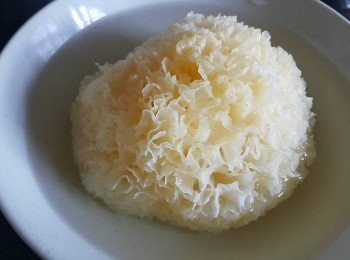 step5: 雪耳清水浸泡