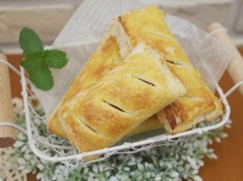 step8: 表皮看起來好酥脆呀~~~ 模樣也挺可愛的^^"