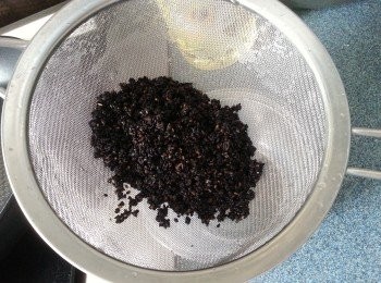 step1: 黑芝麻洗淨後滴乾水份