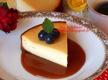 step9: 移置冰箱冷藏約8H或隔夜。食用前淋上奶油太妃糖醬或其他。