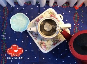 step1: 先將熱茶放涼備用